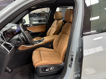 BMW X5, 2025г, полный привод, автомат