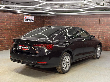 Skoda Octavia, 2024г, передний привод, робот