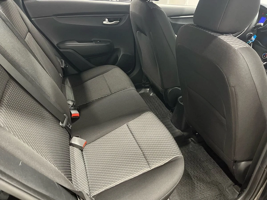 Kia Rio, 2018г., передний привод, механика