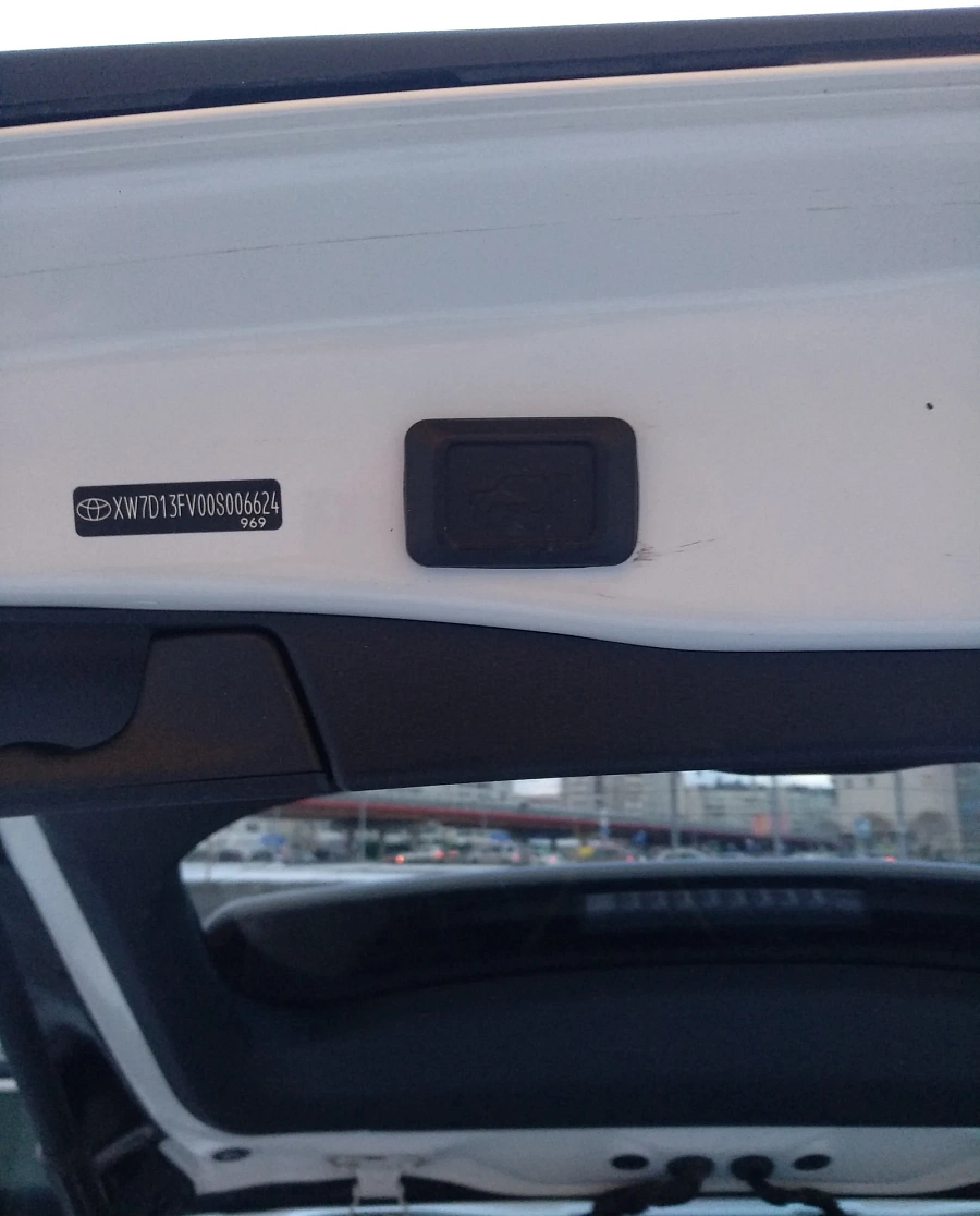 Toyota RAV4, 2020г., полный привод, автомат