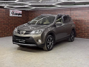 Toyota RAV4, 2014г, полный привод, автомат