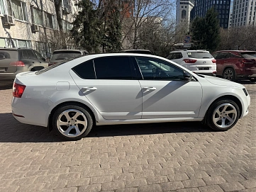 Skoda Octavia, 2017г, передний привод, механика