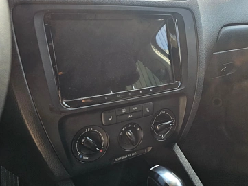 Volkswagen Jetta, 2013г, передний привод, автомат
