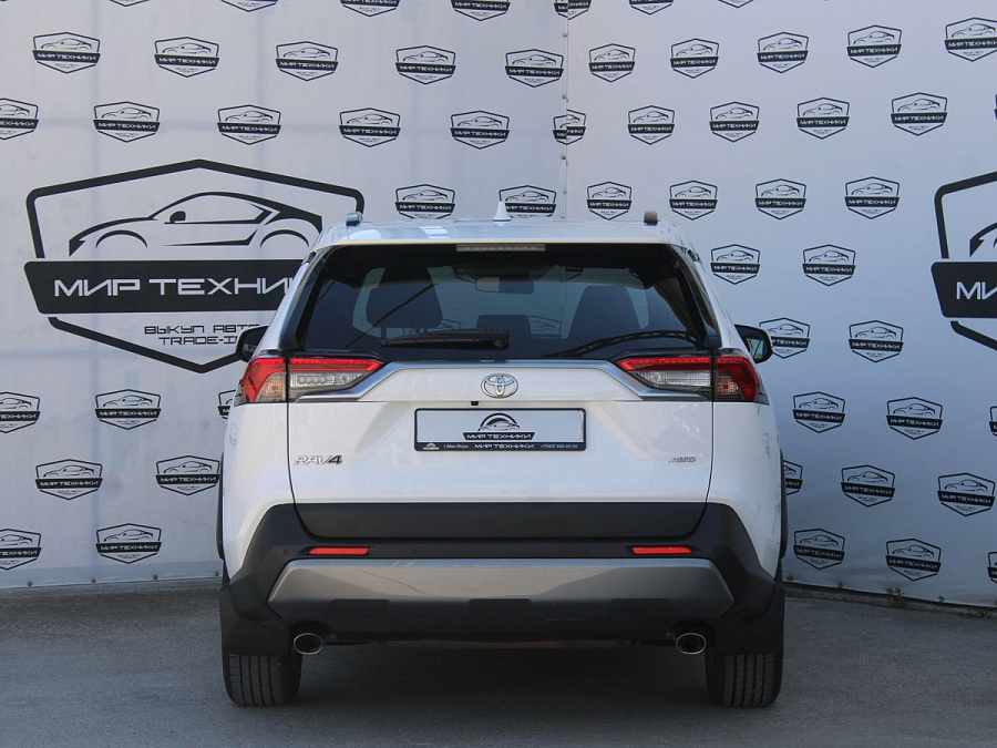 Toyota RAV4, 2019г., полный привод, вариатор