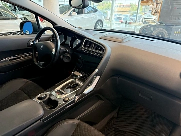 Peugeot 3008, 2016г, передний привод, автомат