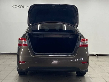 Nissan Sentra, 2015г, передний привод, механика
