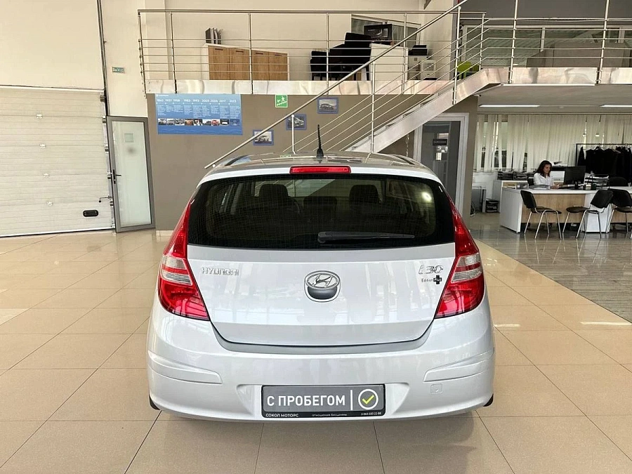 Hyundai i30, 2009г., передний привод, механика