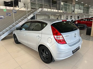 Hyundai i30, 2009г, передний привод, механика