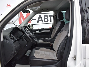 Volkswagen Multivan, 2019г, передний привод, робот