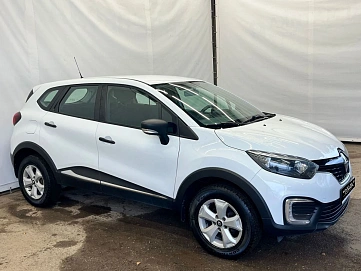 Renault Kaptur, 2019г, передний привод, вариатор