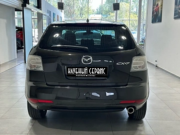Mazda CX-7, 2011г, передний привод, автомат