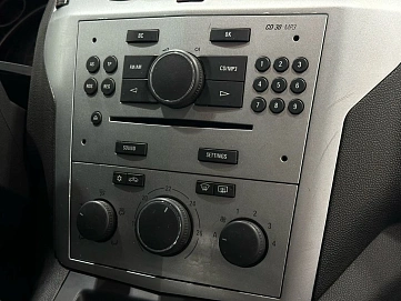 Opel Zafira, 2009г, передний привод, механика