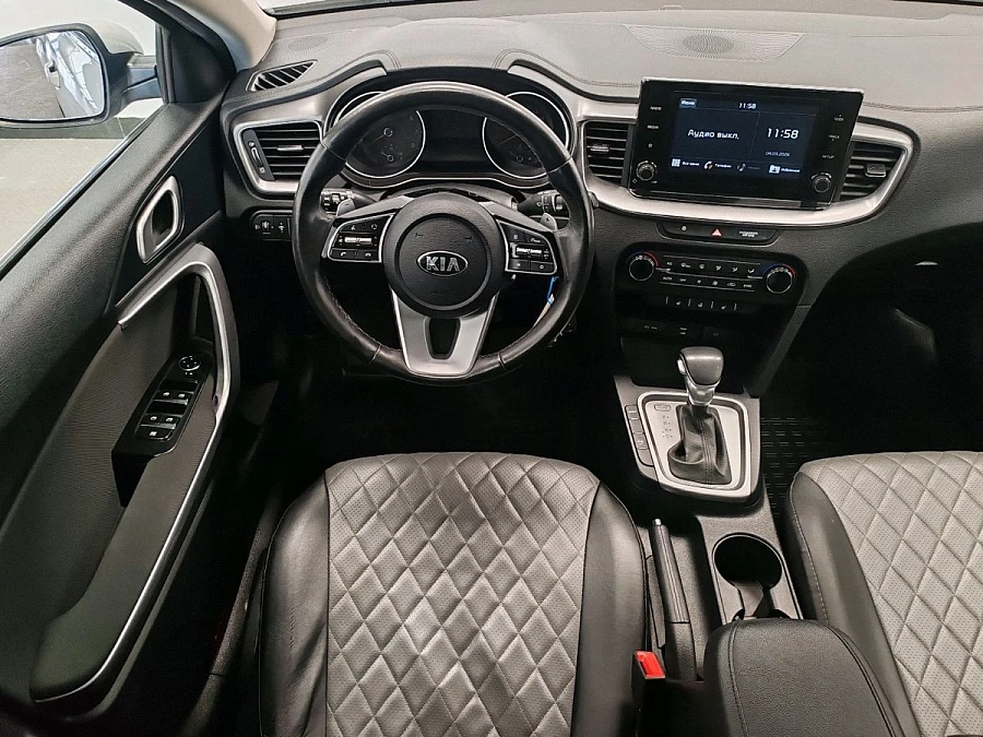 Kia Ceed, 2020г., передний привод, автомат