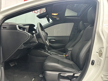 Toyota Levin, 2022г, передний привод, вариатор