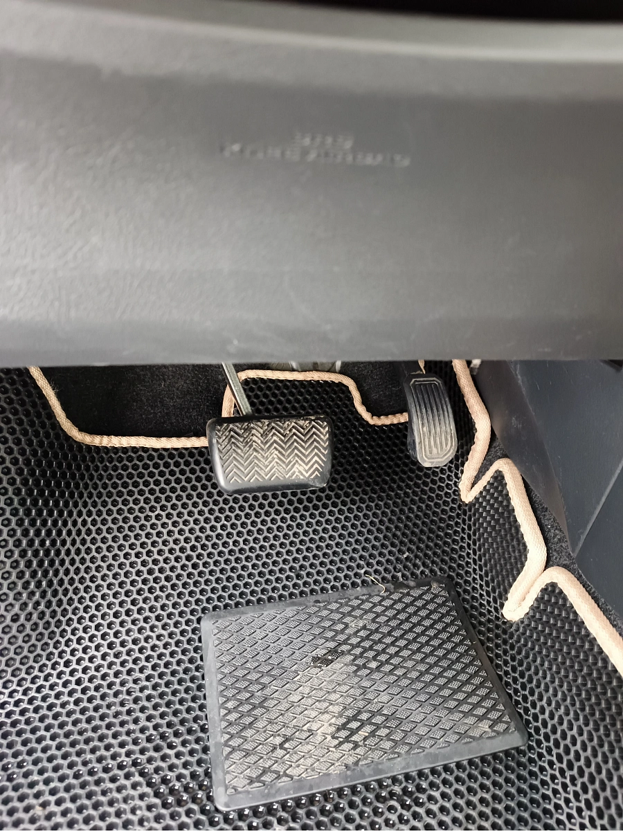 Toyota Corolla, 2011г., передний привод, автомат