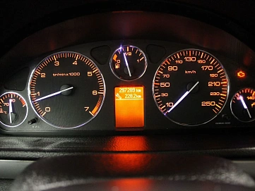 Peugeot 407, 2006г., передний привод, механика