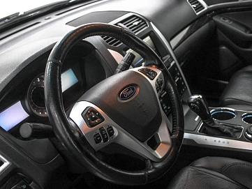 Ford Explorer, 2012г, полный привод, автомат