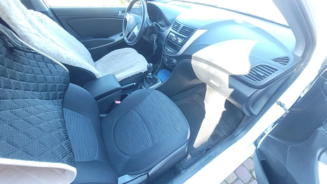 Hyundai Solaris, 2015г, передний привод, механика