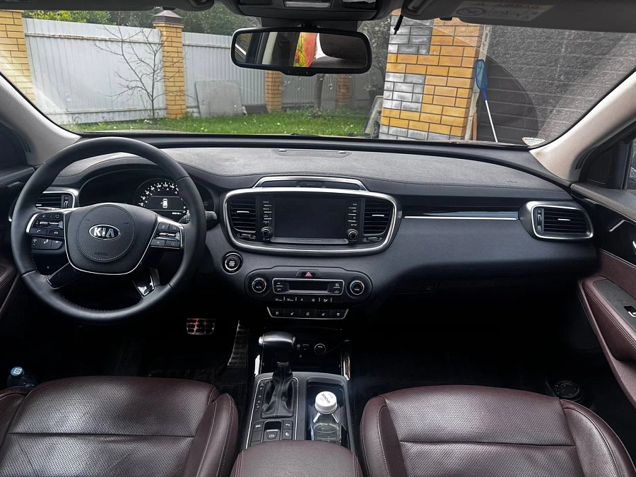 Kia Sorento, 2017г., полный привод, автомат