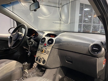 Opel Corsa, 2008г, передний привод, механика