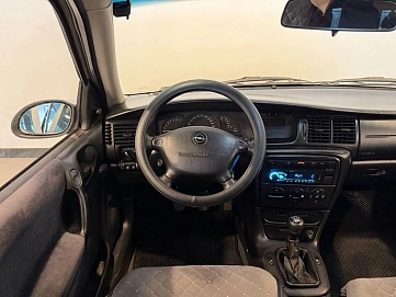 Opel Vectra, 1999г, передний привод, механика