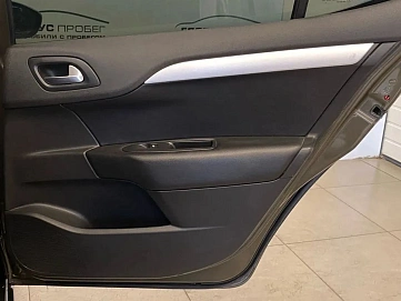 Citroen C4, 2015г, передний привод, автомат