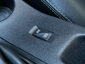 Renault Fluence, 2011г, передний привод, вариатор