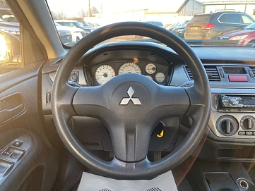 Mitsubishi Lancer, 2006г, передний привод, механика