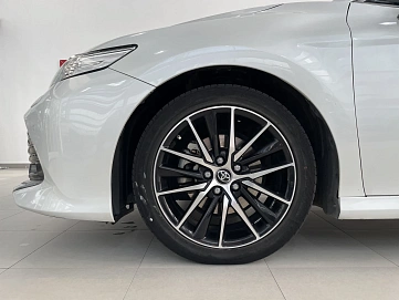 Toyota Camry, 2020г, передний привод, автомат