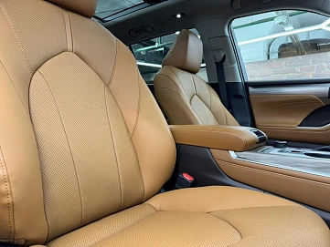 Toyota Highlander, 2025г, полный привод, автомат