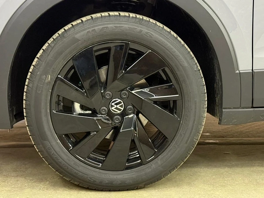 Volkswagen Tharu, 2025г., передний привод, робот