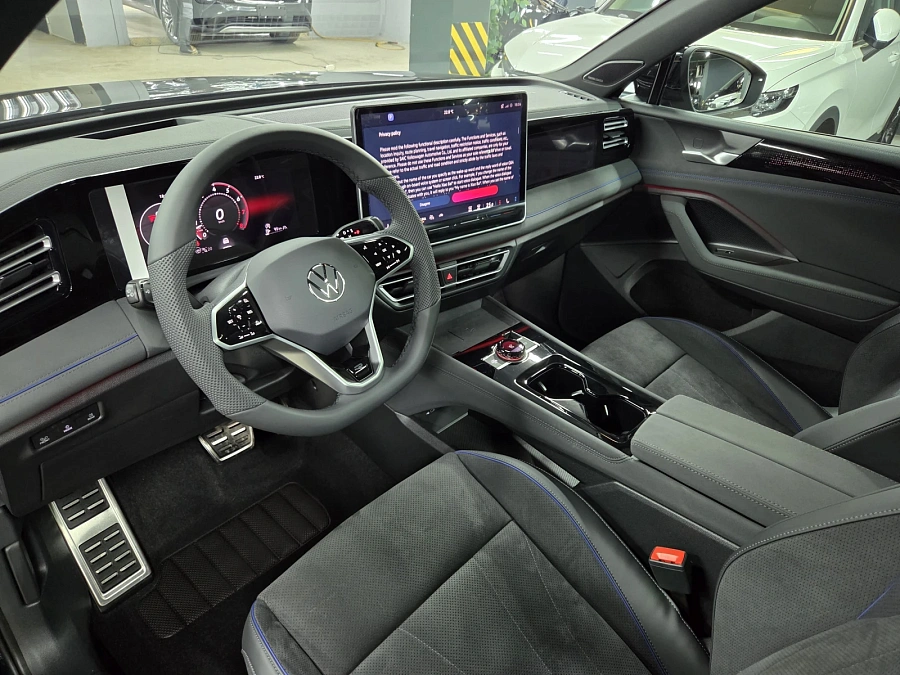 Volkswagen Tiguan, 2026г., полный привод, робот