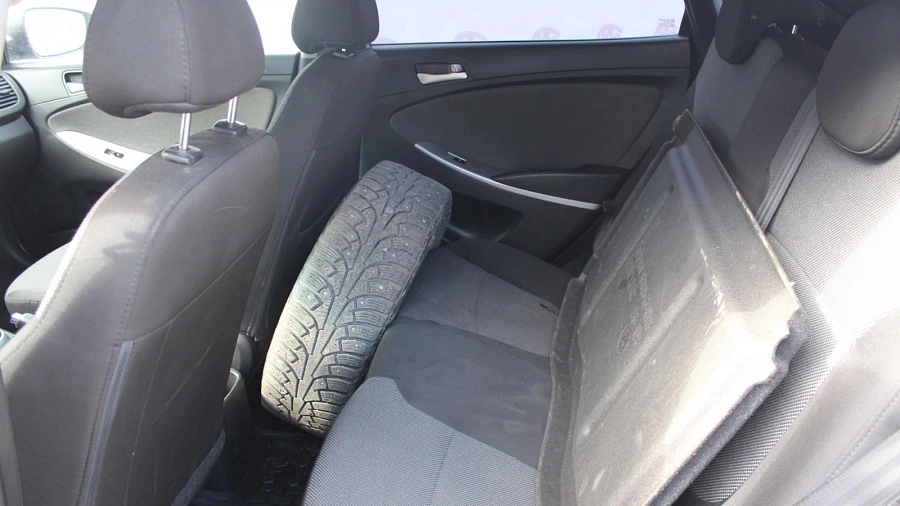 Hyundai Solaris, 2014г., передний привод, механика