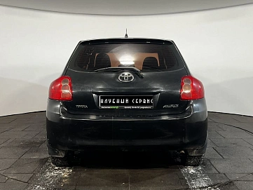 Toyota Auris, 2008г, передний привод, робот