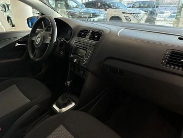 Volkswagen Polo, 2011г, передний привод, автомат