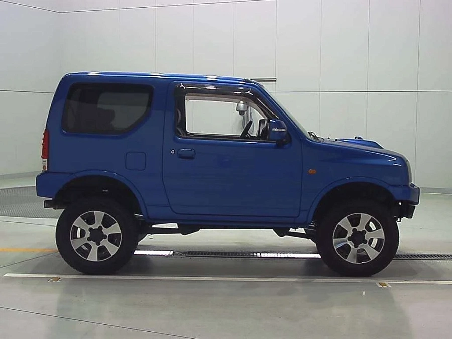 Suzuki Jimny, 2011г., полный привод, механика