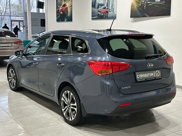Kia Ceed, 2014г, передний привод, автомат