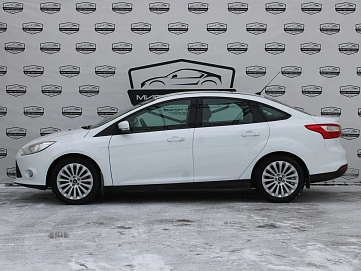 Ford Focus, 2012г, передний привод, механика
