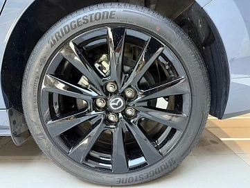 Mazda 3, 2022г, передний привод, автомат