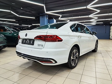 Volkswagen Bora, 2023г, передний привод, робот