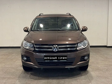 Volkswagen Tiguan, 2015г, передний привод, механика