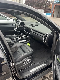 Porsche Cayenne, 2020г, полный привод, автомат