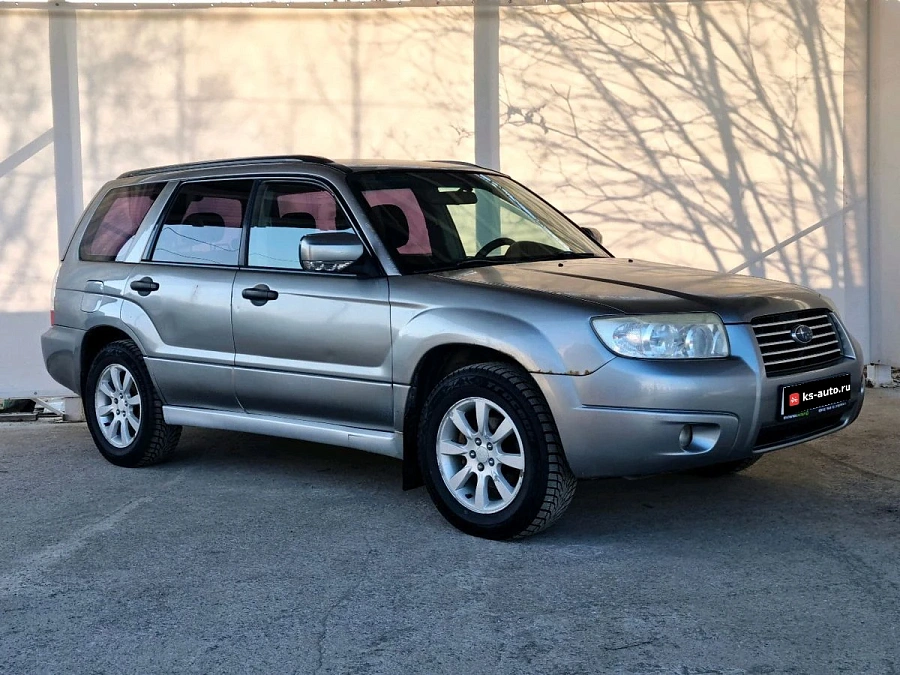 Subaru Forester, 2006г., полный привод, механика