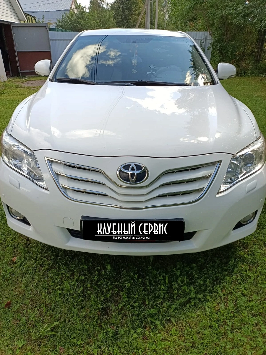 Toyota Camry, 2011г., передний привод, автомат