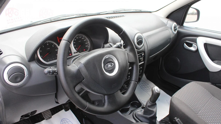 Lada (ВАЗ) Largus, 2014г., передний привод, механика