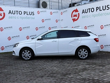 Lada (ВАЗ) Vesta, 2022г, передний привод, механика