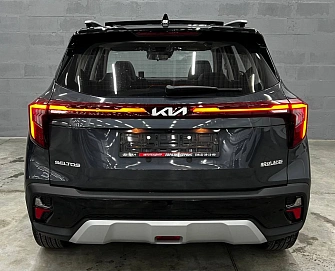 Kia Seltos, 2023г, передний привод, вариатор