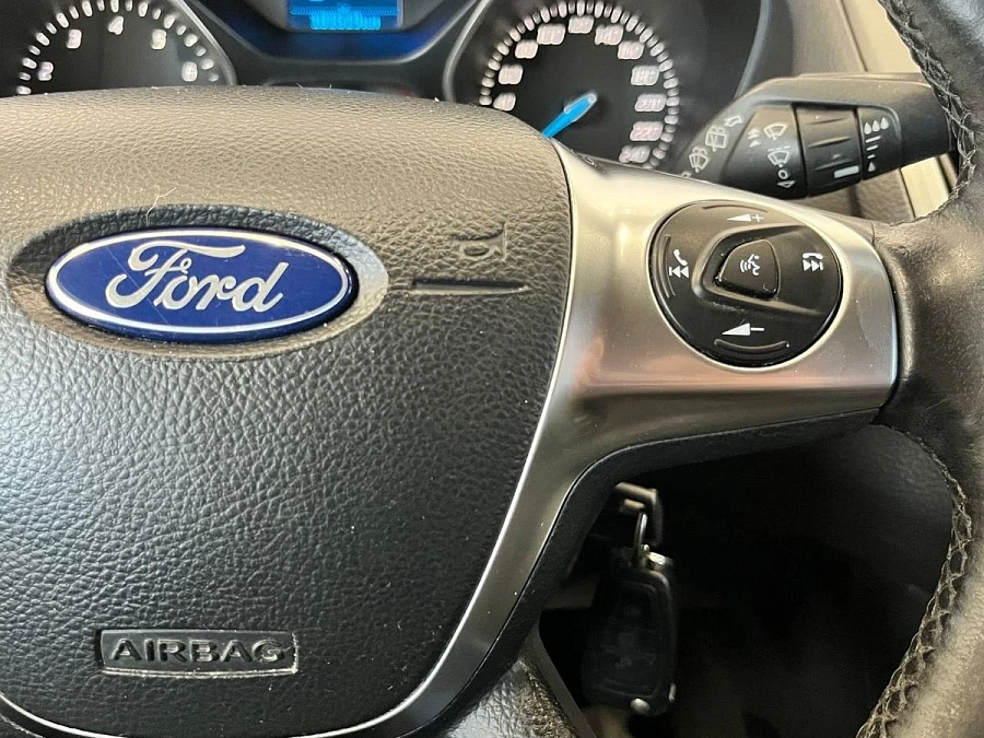 Ford Focus, 2014г., передний привод, механика