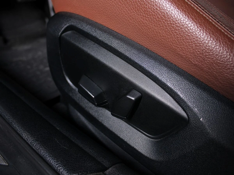 BMW 5 серии, 2015г., задний привод, автомат