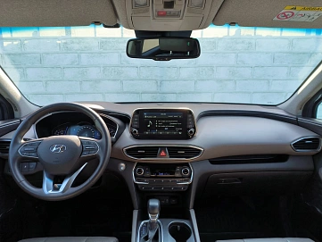 Hyundai Santa Fe, 2019г, полный привод, автомат